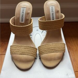 Steve Madden Beige Woven Heels